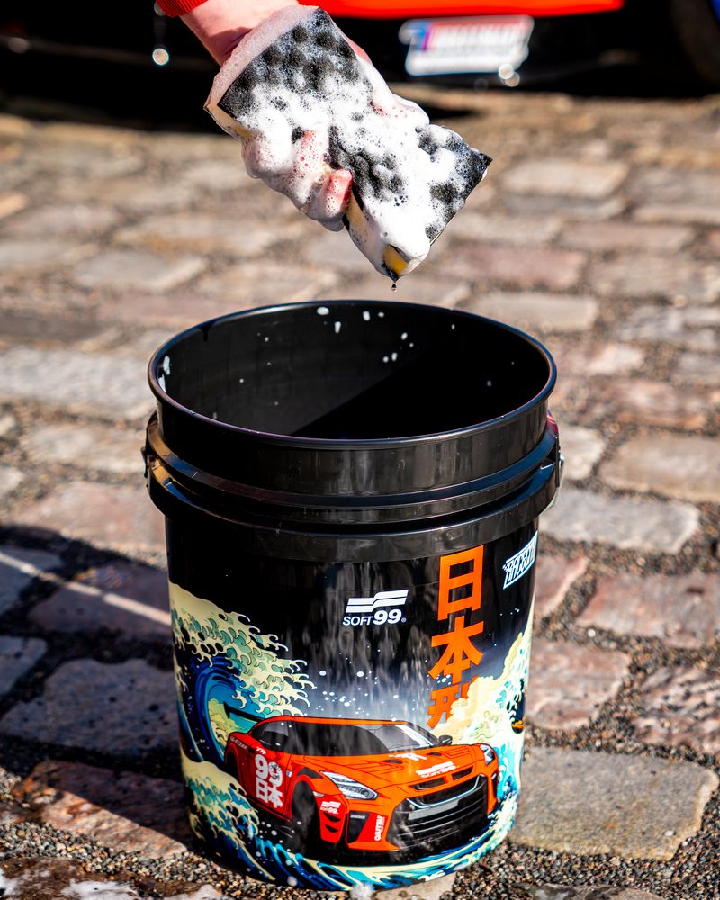 Soft99: Kiwami extreme Gloss | Shampoo con cera per vernici chiare